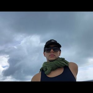 Meet your Posher, Lemzo